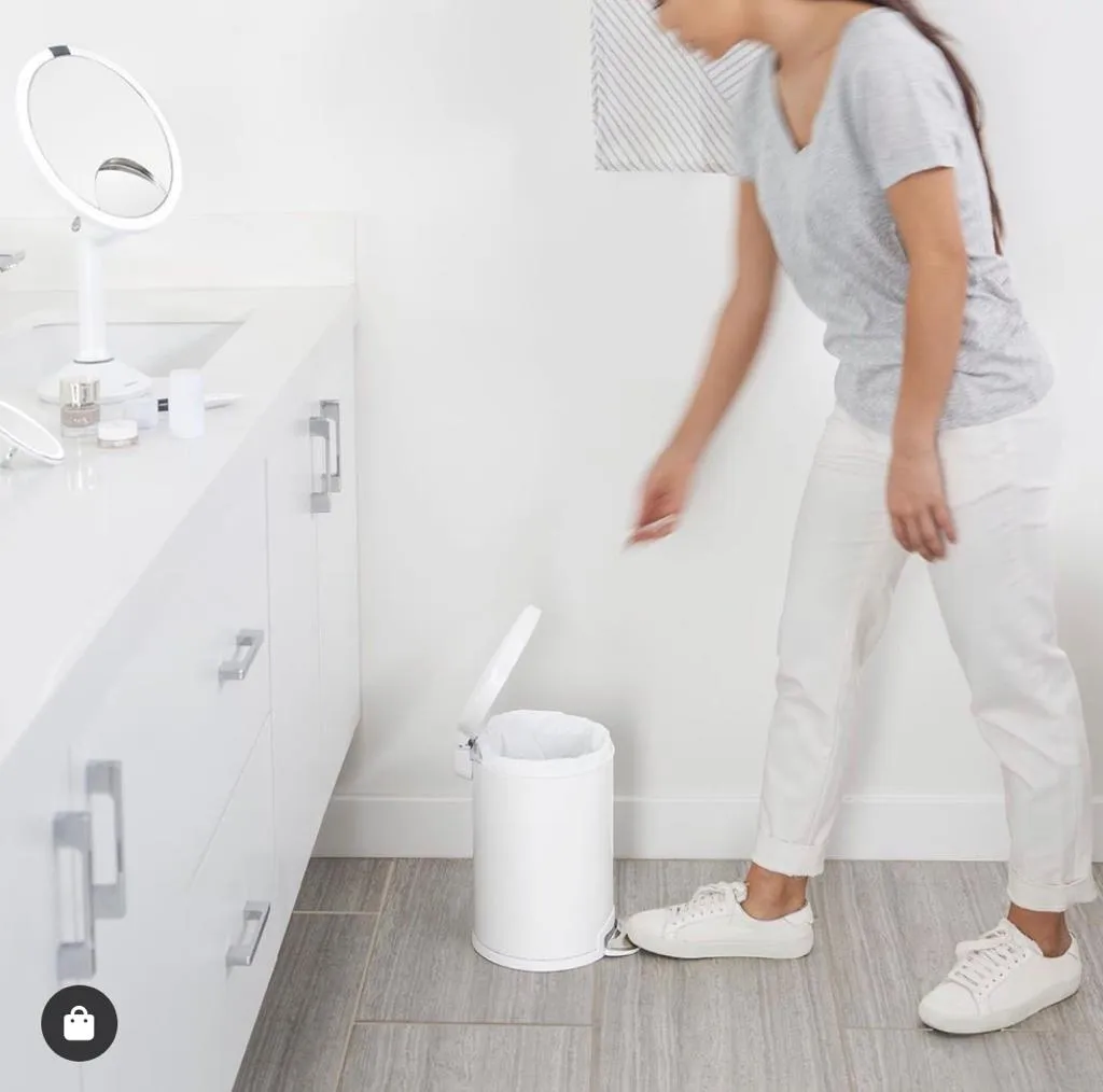 פח דוושה עגול לבן 4.5 ל' 13