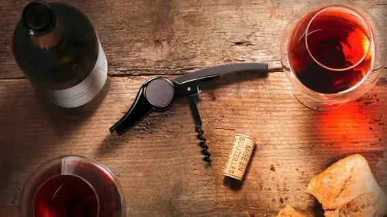 אביזרי יין ואלכוהול