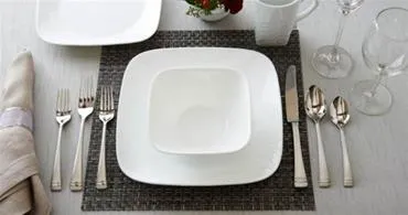 עריכת שולחן פורמלי